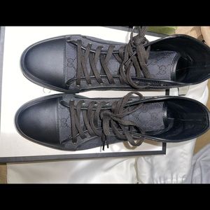 Shoes are like new!! Only worn twice. They are a size 11. Asking price is $399